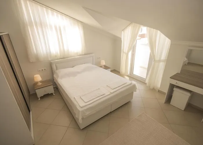 Stella Lux Apart & Residance Apart-hotel 4*